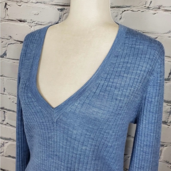 Veronica Beard Lydia Mixed Media V-Neck Pullover in Blue - Picture 5 of 9